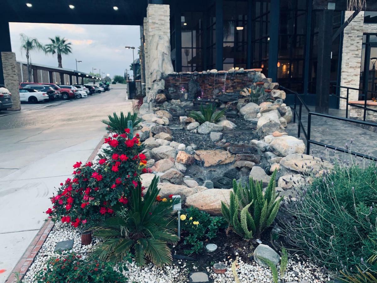 Country Inn & Suites By Radisson, Bakersfield, Ca Екстериор снимка